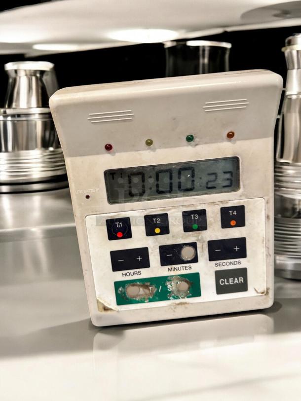 FMP 151-7501 4-Channel Digital Kitchen Timer in like-new condition, battery operated, fully tested and working.