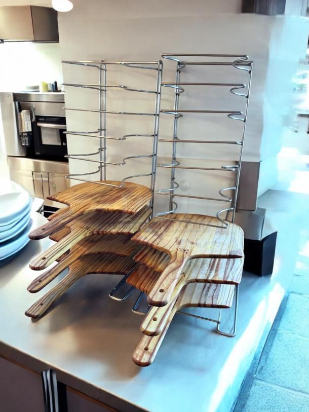 Commercial pizza rack with chrome wire and 8 wooden paddles. Measures 11"D x 10"W x 28"H. Heavy-duty, space-saving design.