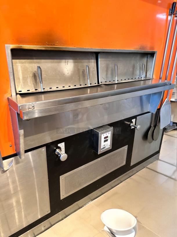 Wood Stone Mt. Adams 9660 pizza oven, outstanding condition, natural gas, stainless steel finish, fully tested and working.