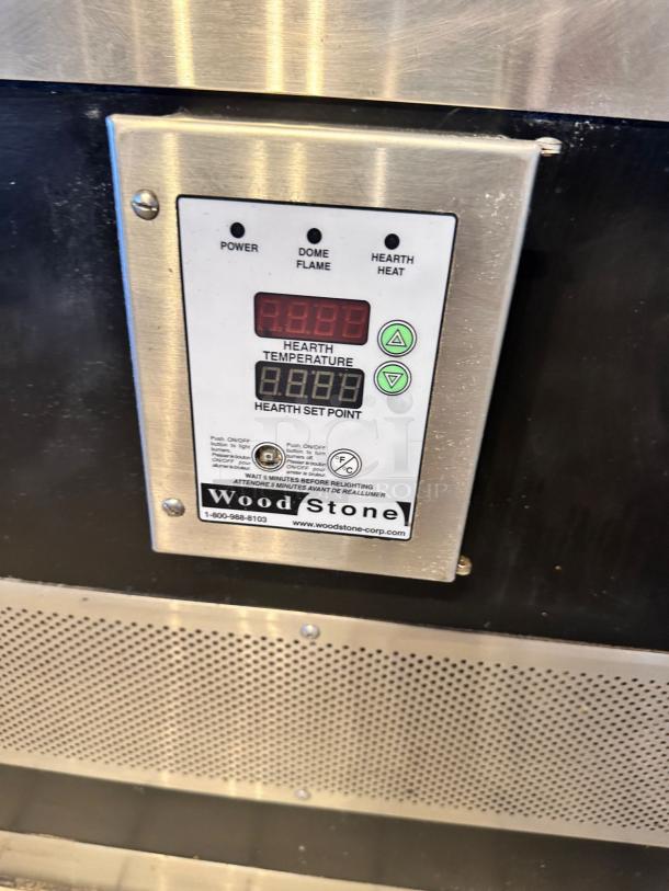 Wood Stone Mt. Adams 9660 pizza oven control panel in outstanding condition, showing power, flame, and heat settings.
