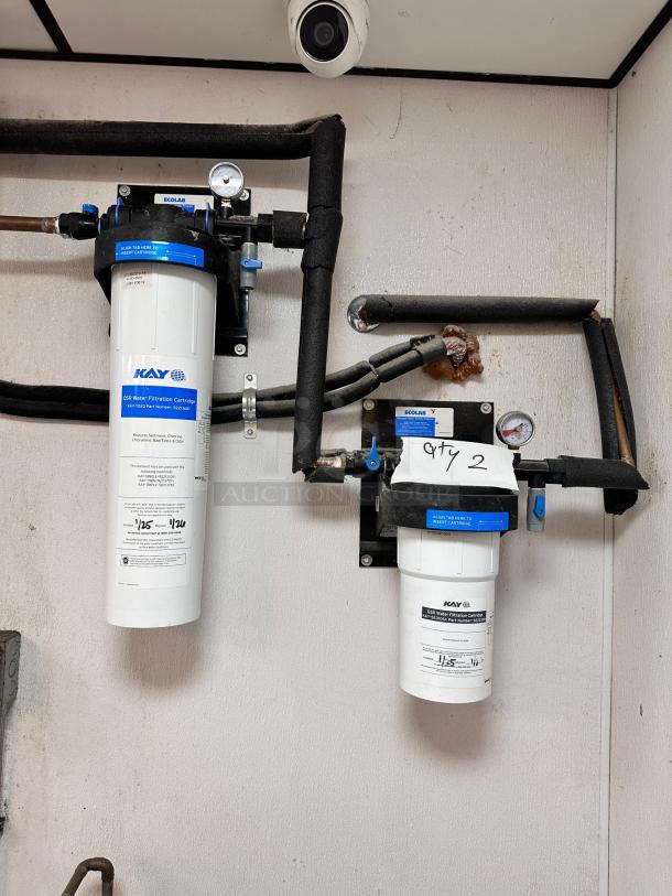 Superb condition KAY QSR dual water filtration system with 2 KAY-TO20 cartridges. Includes ECOLAB branding, fully functional.