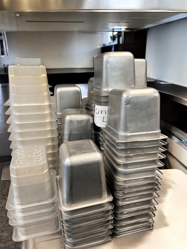 Used commercial aluminum loaf pan set in superb condition. Stacked neatly, ready for service. Model: Commercial Standard.