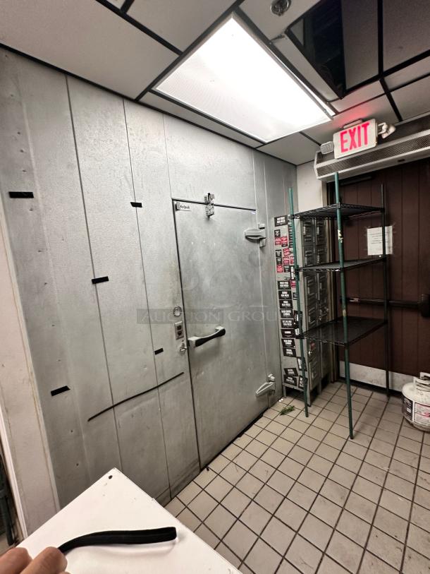 Kolpak Walk-In Cooler/Freezer Combo, Model 4010130519DR25, 12'6" x 9'0" x 8'4", outstanding used condition, fully functional.