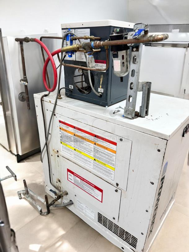 Powerex WhisperAIR oil-less scroll compressor with SPX Hankison HPR5-10 air dryer, tested and working, 8.8 SCFM, 208V.