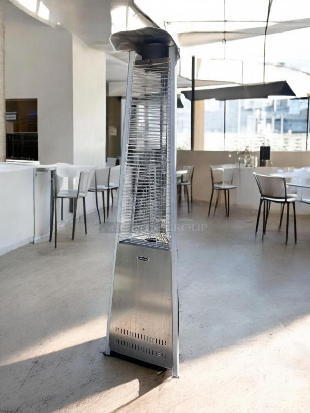 Hiland HLDS01-CGTSS outdoor pyramid patio heater in excellent condition, propane-fueled, fully tested and working.