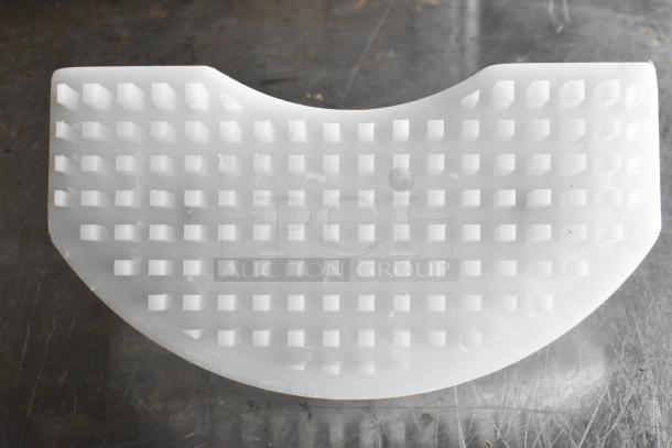 BRAND NEW VCC08/VCD08 Varicut Dice Cleaner, white with a grid texture, in pristine condition.