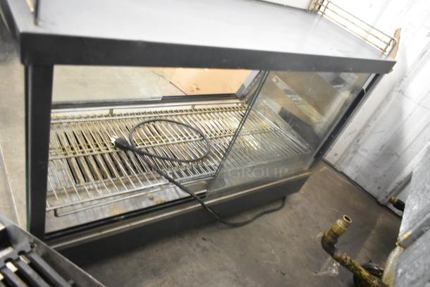 Marchia MHCC136 metal commercial countertop heated display case. Power cord visible, 115V, 1 Phase. Used condition.