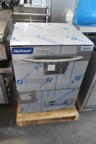 Brand new Jackson Dishstar HT hi-temp undercounter dishwasher. Stainless steel, 208/230V, 1 phase. Scratch and dent condition.