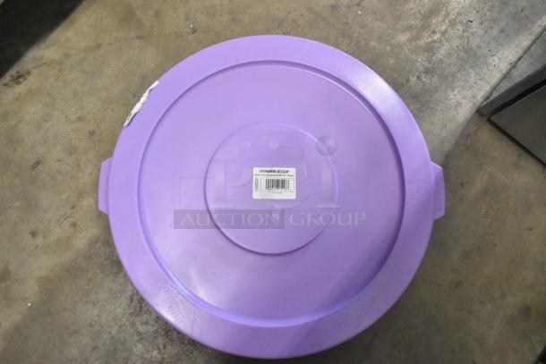 Purple Baker's Mark allergen-safe lid, 32-gallon, new, slight dent, item #176IBRLID32P, scratch and dent clearance.