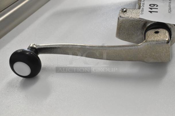 BRAND NEW Edlund 11000 Old Reliable® #1® Manual Can Opener, metal construction, scratch and dent condition, includes mount.