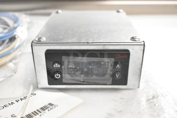 BRAND NEW Delfield 000-282-00HB-S Box Control Kit, slight scratches, includes label "OEM PARTS ASY Boxctlkit4400".