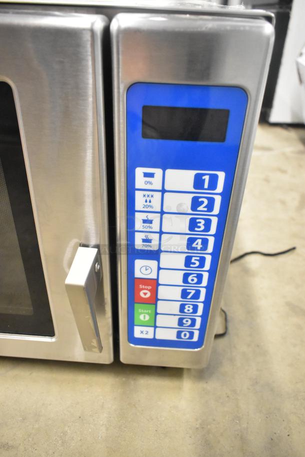 Brand new 2025 Solwave SWA21T stainless steel commercial microwave, scratch and dent, push button controls, 208/240V, 1 phase.