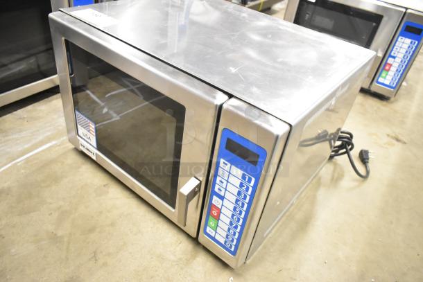 alt="Brand new Solwave SWA21T stainless steel commercial microwave with push button controls. Scratch and dent condition, 208/240V, 1 Phase."