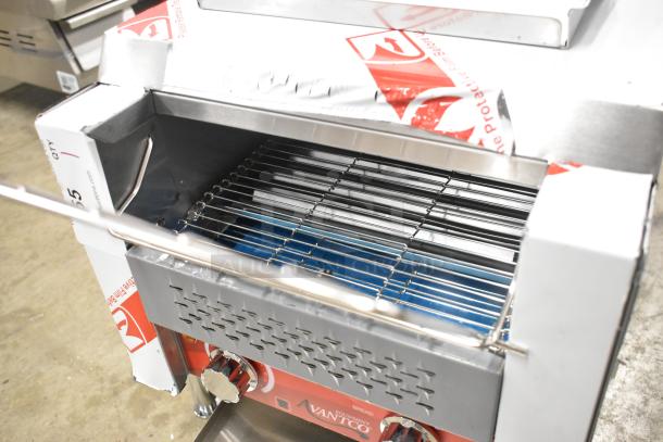 Brand new Avantco 184T140 10" conveyor toaster, 3" opening, 300 slices/hr, with slight packaging dents. 120V, 1 Phase.