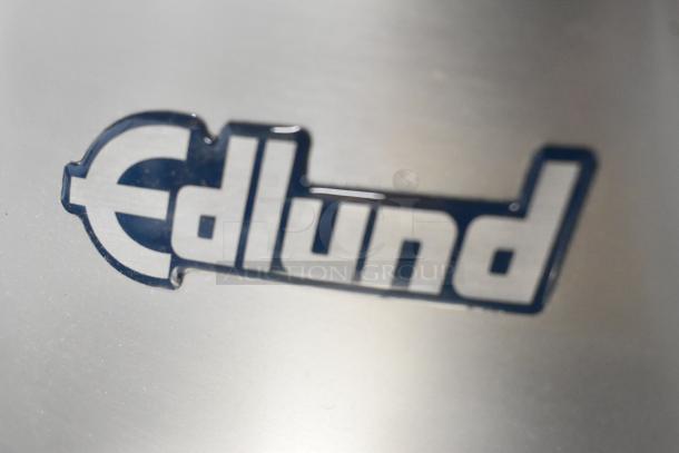 "Brand new Edlund EBP-700 1 lb. 7-inch multi-purpose hamburger patty press, scratch and dent condition, 2024 model."