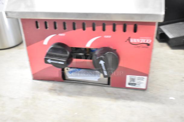 Avantco 177CAGR212 12" gas range, 2 burners, stainless steel, scratch and dent, 50,000 BTU, new condition.