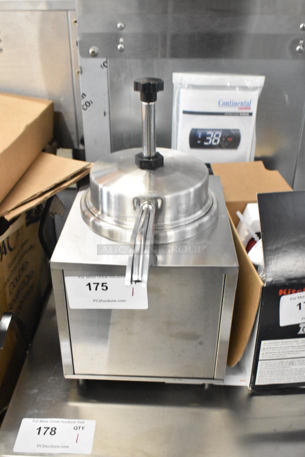 Carnival King 382HSPW35 3.5 Qt. Warmer with heated spout, pump, and stainless steel finish. Tags show it's brand new.