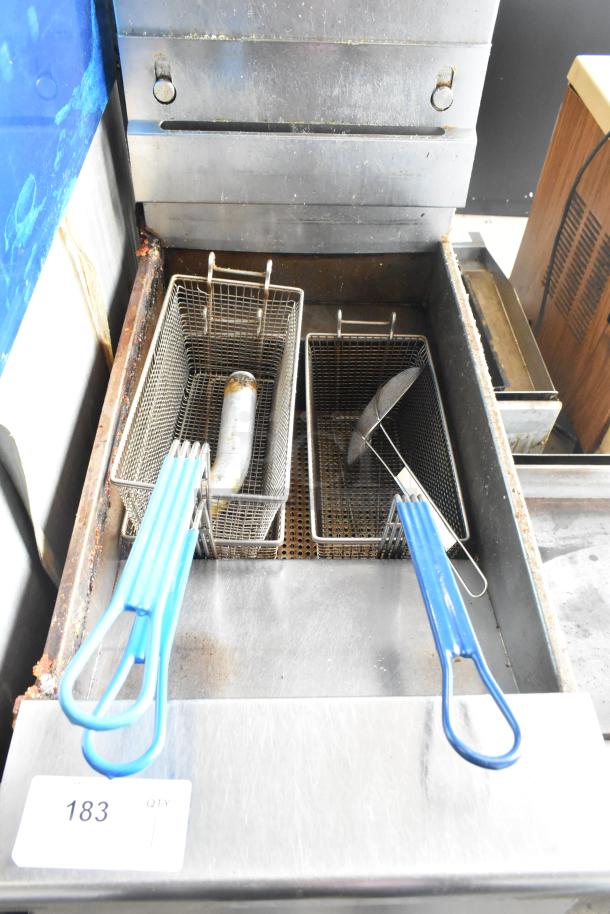 Pitco Frialator SG14 stainless steel deep fat fryer with 3 metal fry baskets, natural gas powered, 110,000 BTU.