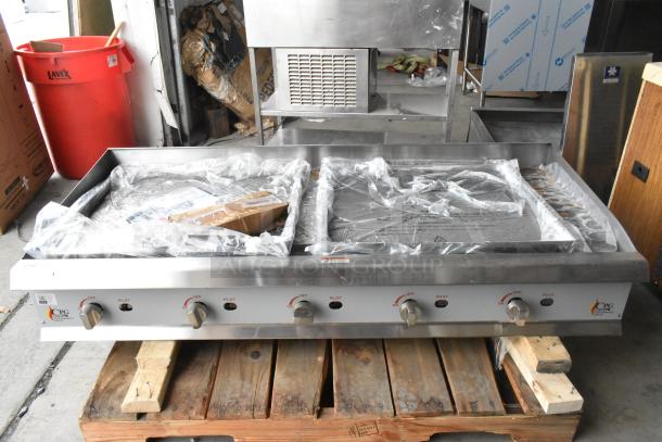 BRAND NEW 2023 CPG 351GMCPG60NL 60" Gas Griddle, Stainless Steel, Manual Controls, 150,000 BTU, minor scratches.