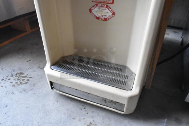 Taylor 450-12 commercial frozen beverage machine, single flavor, metal construction, countertop model, 115 volts, used condition.