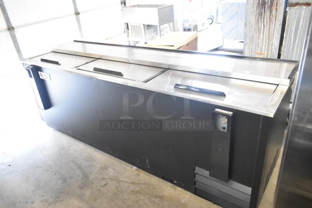 Avantco 178HBB95HC Black Horizontal Bottle Cooler, 95", commercial metal, 115V, 1 phase, scratch and dent condition.
