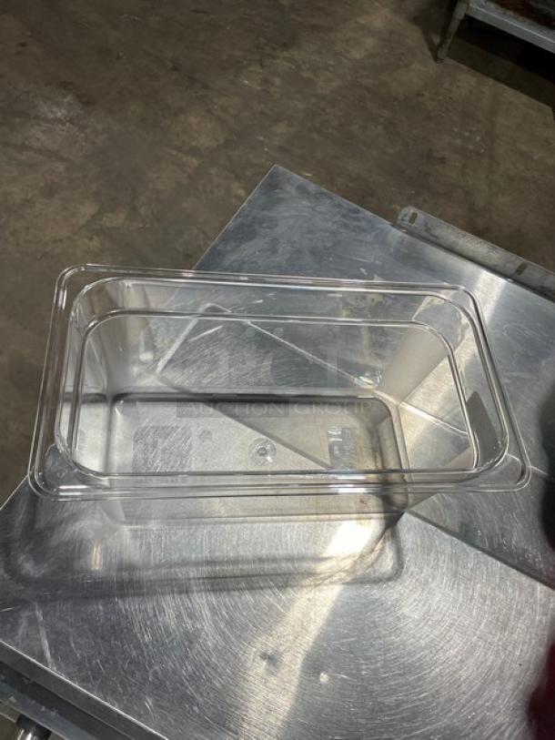 Cambro Camwear 1/3 Size 6" Deep Clear Polycarbonate Food Pan, Model 36CW135, new condition, commercial-grade.