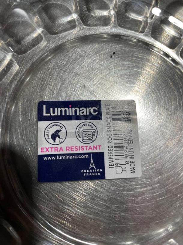NEW Luminarc tempered glass round snack plate, clear, extra resistant, microwave safe, made in France, label intact.