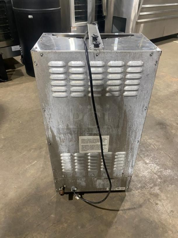 Star Max Series VBG30 stainless steel countertop vertical gyro broiler, natural gas, 120V, on legs, serial VBG300116A0007.