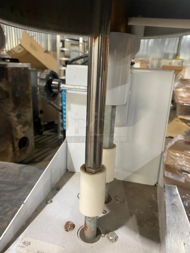 Skymsen BAK16 ice cream mixer, stainless steel, electric powered, model BAK-16, SN: 000909, 110/220V, used condition.