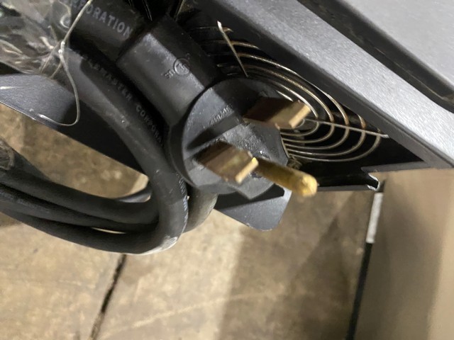 Heavy-duty power cord for rapid-cook oven