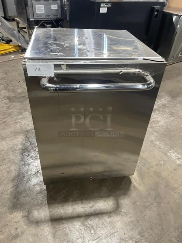 Ice Jungle C150SD stainless steel outdoor refrigerator with a single solid door, poly coated wire rack, and 115V power.