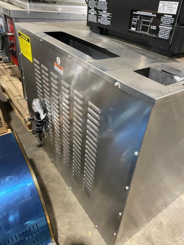 Vulcan commercial stainless steel convection oven, natural gas powered, thermostatic control, includes wired oven racks.
