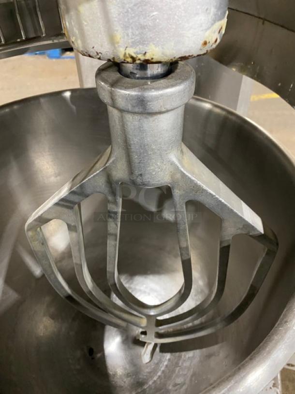 Thunderbird ARM60PBL 60-quart planetary mixer with flat beater, stainless steel bowl, and guard. Model ARM-60PBL, SN: 7001196.
