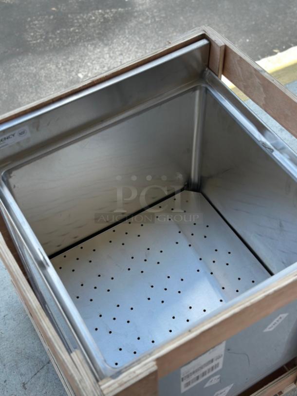 Brand new Regency 24"x24" stainless steel beer box, model 600BB2424, with 3" backsplash, in original packaging.