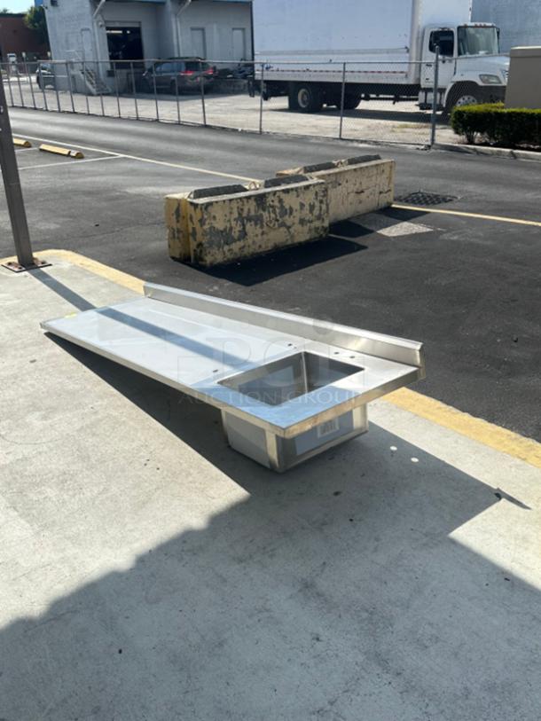 Regency 30"x96" stainless steel work table with right sink, model 60ST3096R, brand new with minor scratches and dents.