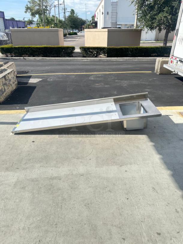 Regency 30" x 96" 16 Gauge Stainless Steel Work Table with right sink. New with minor scratches and dents. Model 60ST3096R.