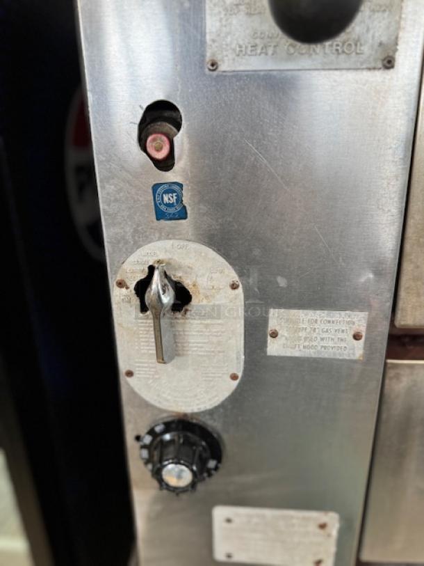 Bakers Pride pizza oven control panel, stainless steel, NSF certified, with dial and lever. Good condition.
