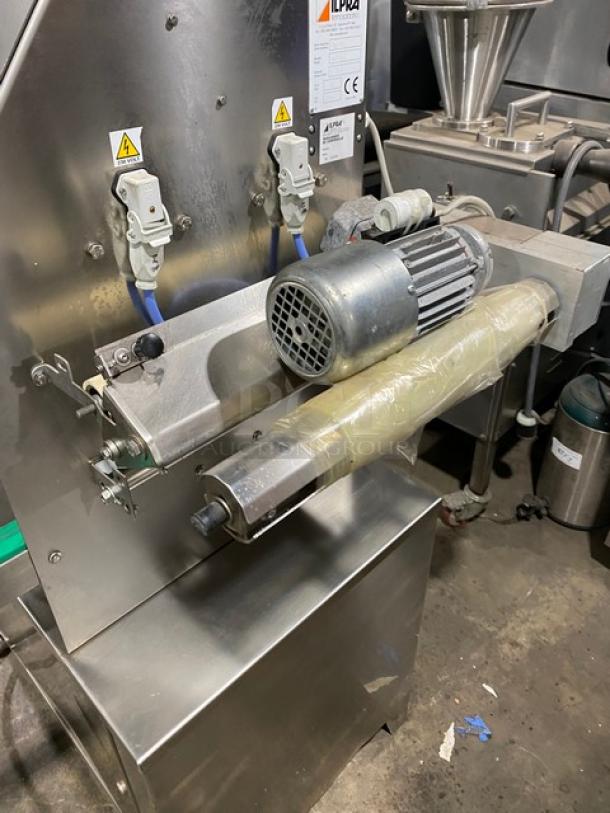 Ilpra Koch UltraSource 400VG semi-automatic vacuum tray sealer, stainless steel, electric, 220V, on legs, serial FP7597.