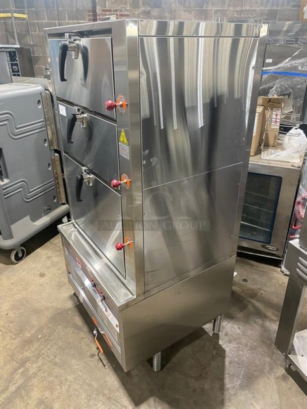 Flame-Mate ESC3NN stainless steel 3-compartment steam cabinet, natural gas, on legs, excellent condition.