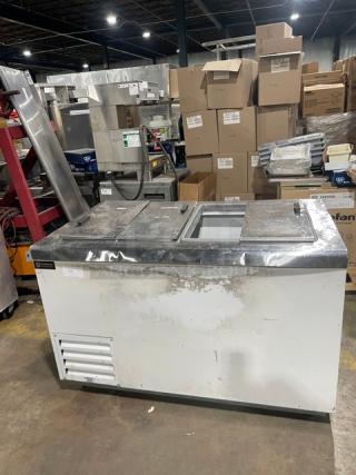 Excellence Commercial White Powder Coated Frozen Yogurt/Ice Cream Dipping Cabinet! With Stainless Steel Flip-Top Lid/Covers! Model: HFF8HC Serial: 2203116350! 115V 1 Phase! Working When Removed! - Item #1199414