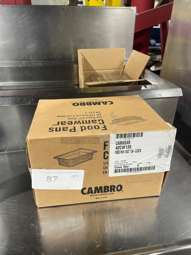 Brand new Cambro Camwear 1/4 size food pan, model 42CW135, in original box. Clear polycarbonate, 2" deep.
