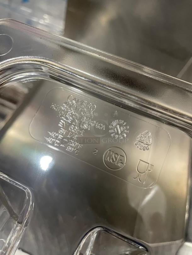 Brand new Cambro Camwear ¼-size clear polycarbonate notched food pan lid, model 40CWCHN135, NSF certified.