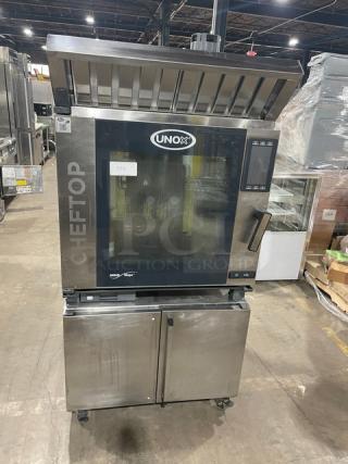 Unox ChefTop MIND.Maps Plus stainless steel combi oven, model XAVC-06FS-EPR, with hood and touch menu. Includes pan rack.