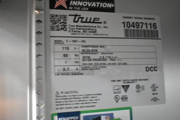 2022 True T-19F-HC freezer label showing 115V, 1 Phase, R290 refrigerant. Made in USA. Serial No. 10497116.