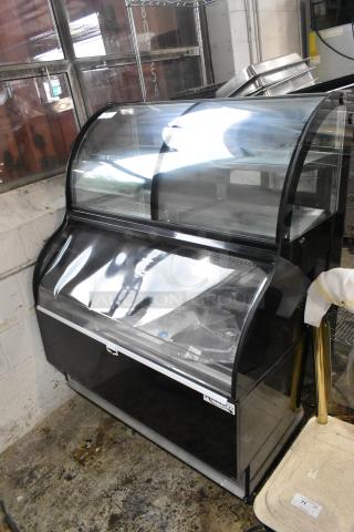 Avantco 193CAC48B black curved refrigerated air curtain merchandiser, 47 3/16", metal, on casters, dual service, commercial.
