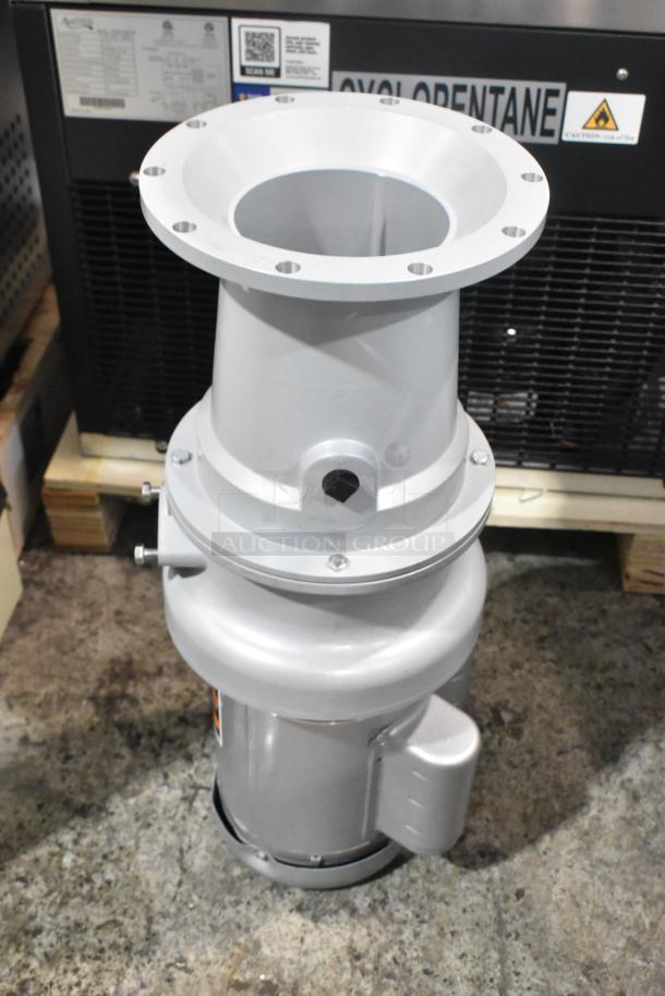 BRAND NEW Hobart FD4/125-4 garbage disposer, 1 1/4 hp, scratch and dent condition, long upper housing, 120/208-240V.