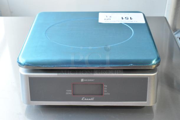 San Jamar Escali SCDGM33 33 lb. digital kitchen scale, new, minor scratches, includes tare feature, blue protective cover.
