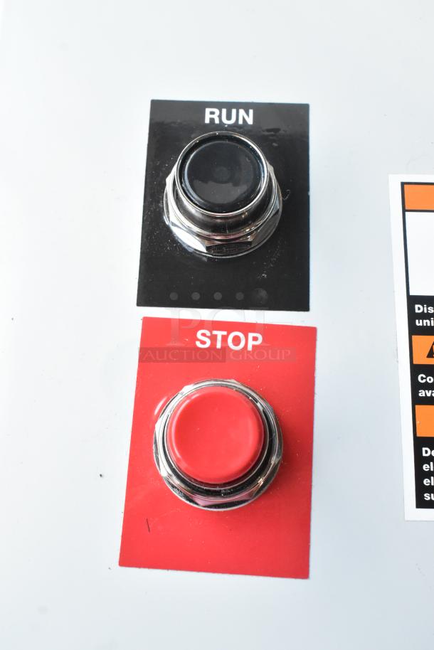 BRAND NEW SCRATCH AND DENT! Hobart control box with "Run" and "Stop" buttons. New condition despite minor marks.