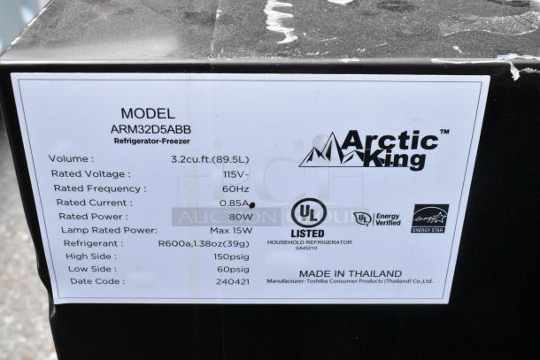 Arctic King ARM32D5ABB cooler label, 3.2 cu.ft, 115V, UL listed, Energy Star certified, made in Thailand by Toshiba.