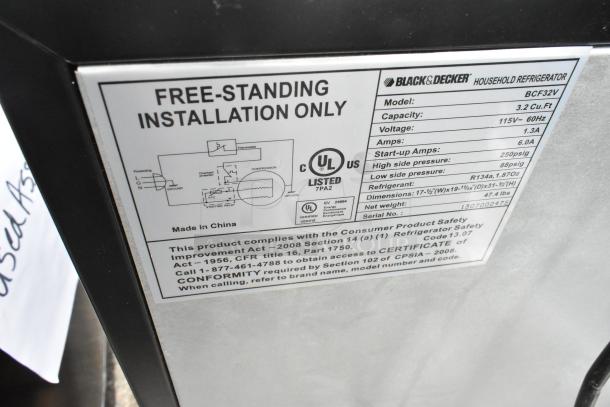 Label on Black & Decker BCF32V cooler, 3.2 cu. ft. capacity, 115V, 1.3A, R134a refrigerant, UL listed, USA.